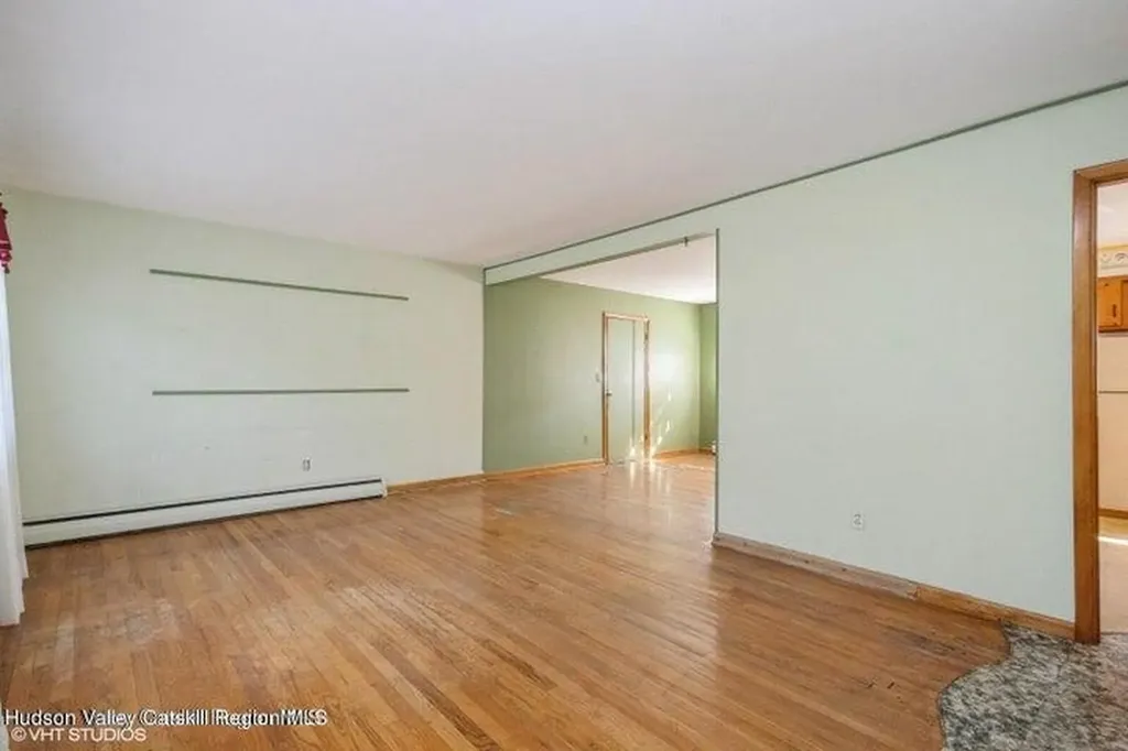 18 Spring Lake Drive Kingston NY 12401