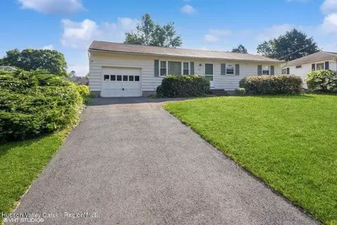 18 Spring Lake Drive Kingston NY 12401