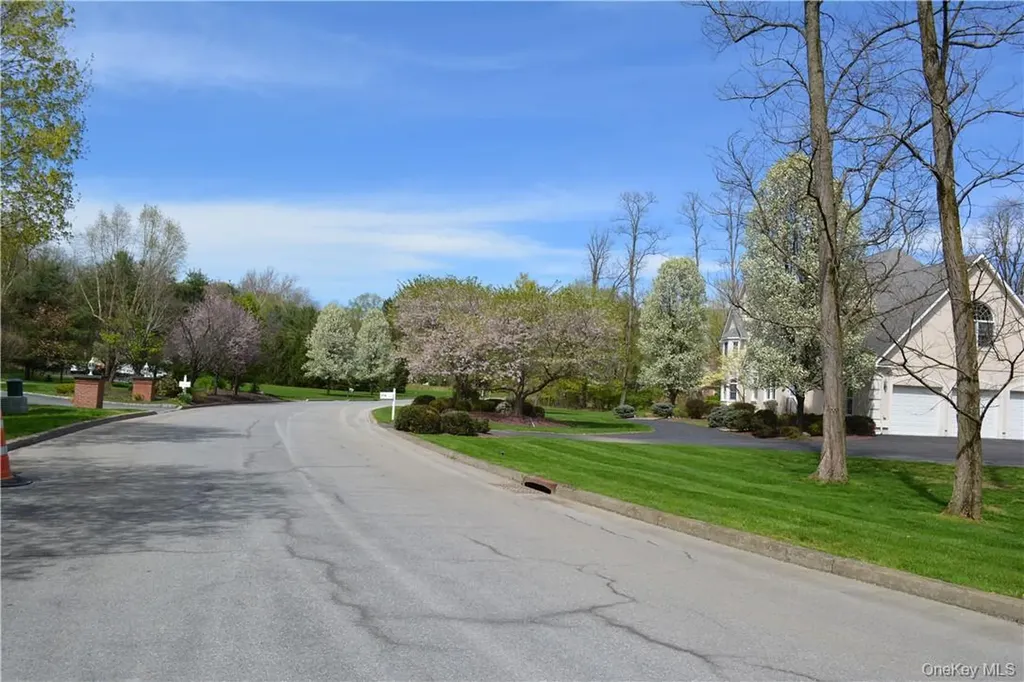 Gentry Bend Poughkeepsie NY 12603