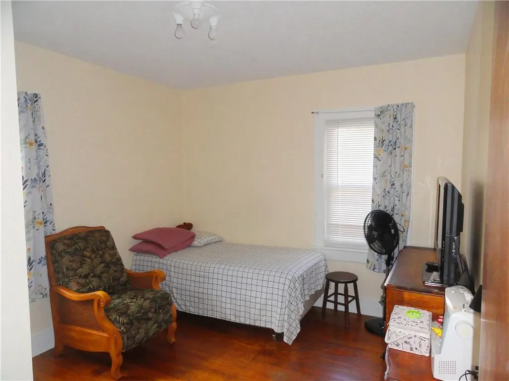 51 Lindbergh Place Poughkeepsie NY 12603