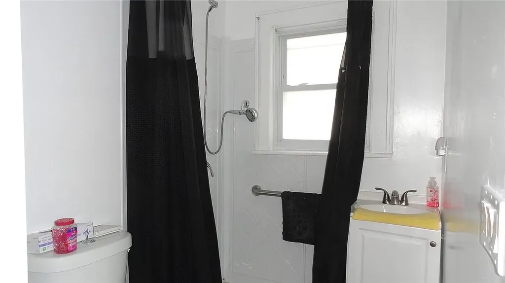 51 Lindbergh Place Poughkeepsie NY 12603