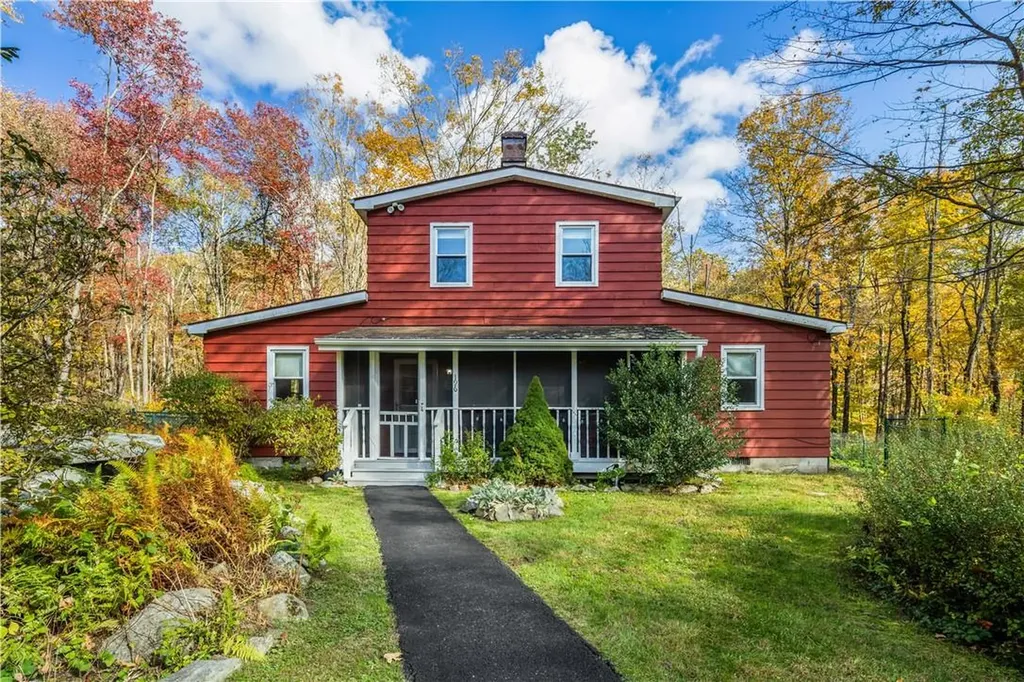 196 Gordon Road Carmel NY 10512