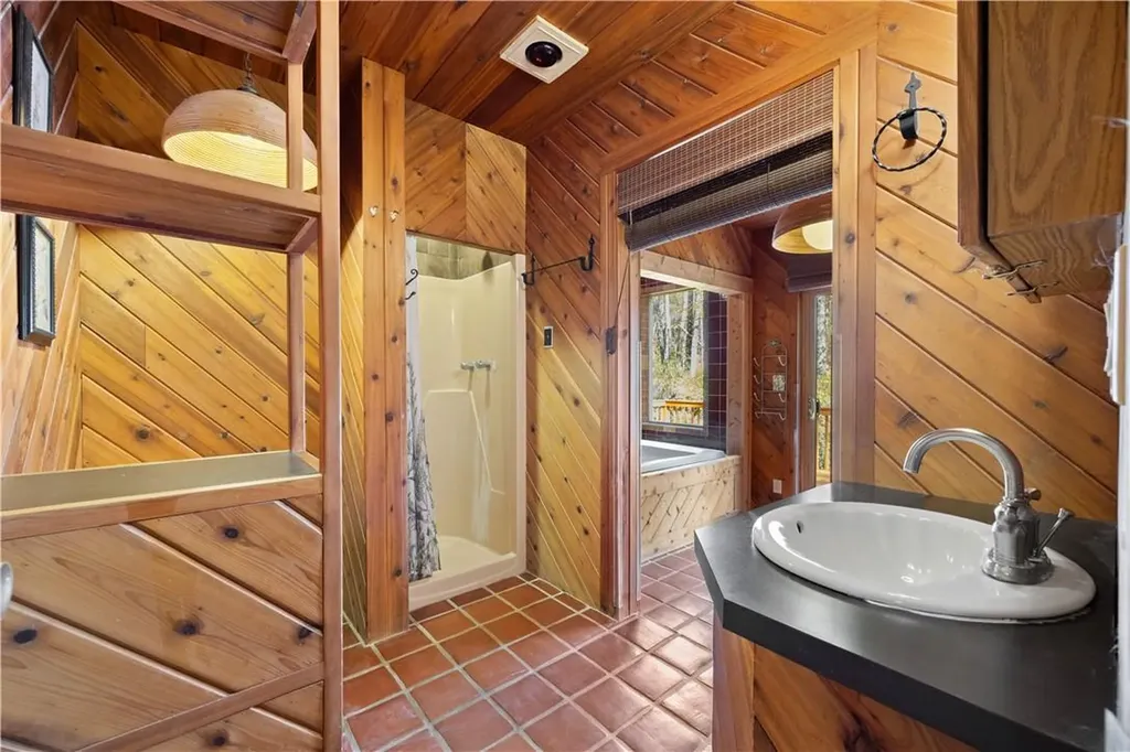 196 Gordon Road Carmel NY 10512