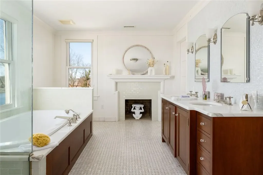 8 Pryer Lane Larchmont NY 10538
