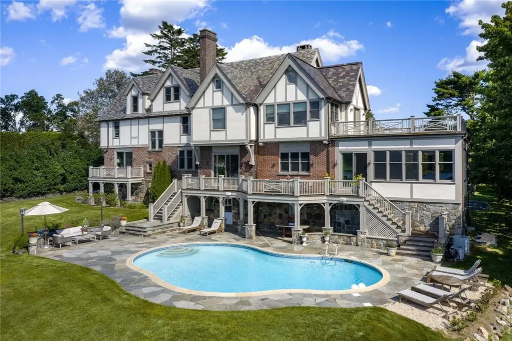 8 Pryer Lane Larchmont NY 10538