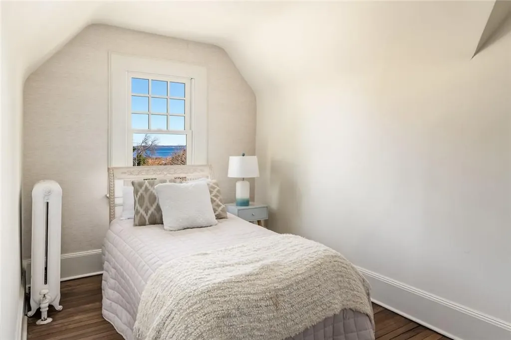 8 Pryer Lane Larchmont NY 10538