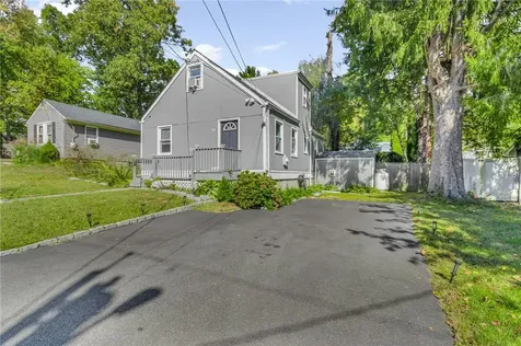 54 Orchard Road Putnam Valley NY 10579