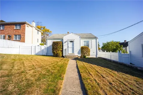 14 Floral Lane Yonkers NY 10703