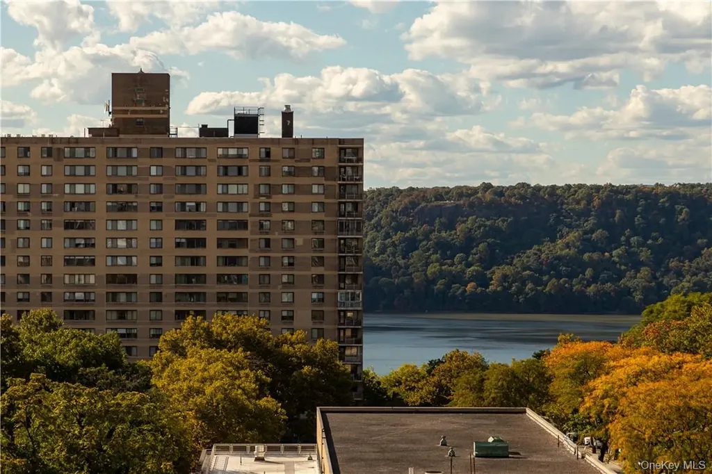 640 W 237th Street Bronx NY 10463