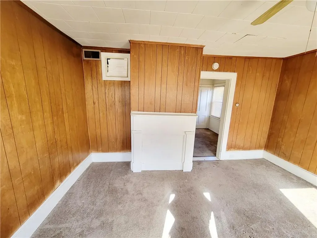 3 Spring Street Middletown NY 10940