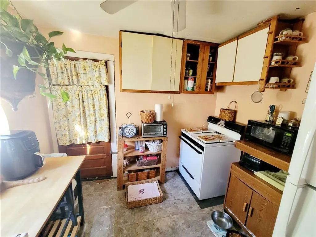 3 Spring Street Middletown NY 10940