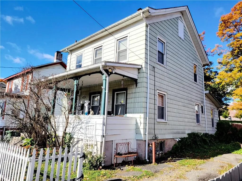 3 Spring Street Middletown NY 10940
