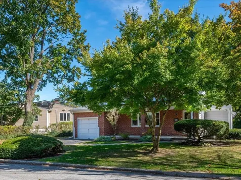 158 Princeton Drive Hartsdale NY 10530