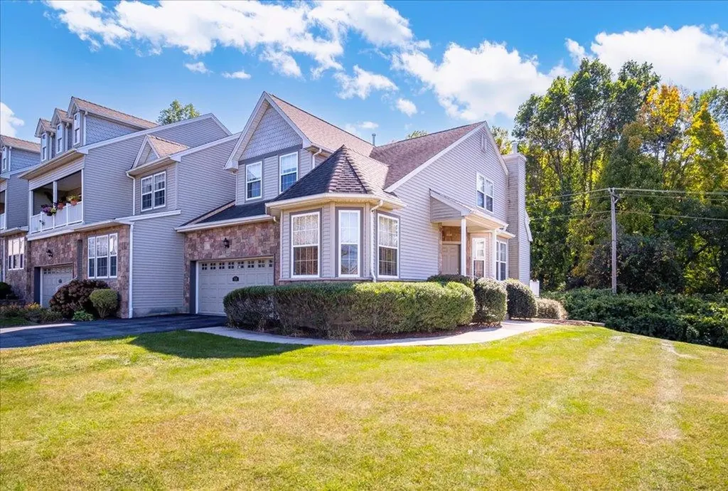 158 N River Drive Beacon NY 12508