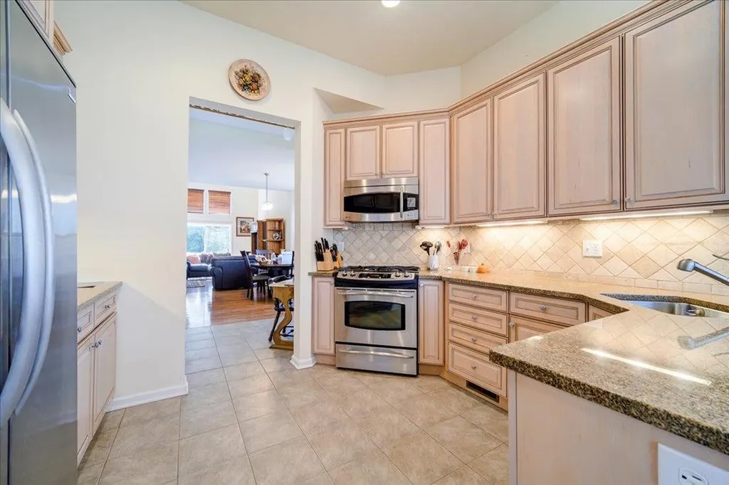 158 N River Drive Beacon NY 12508