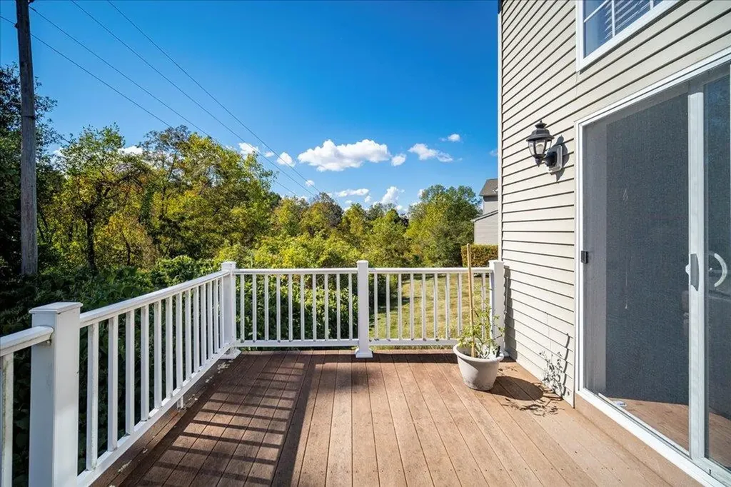 158 N River Drive Beacon NY 12508