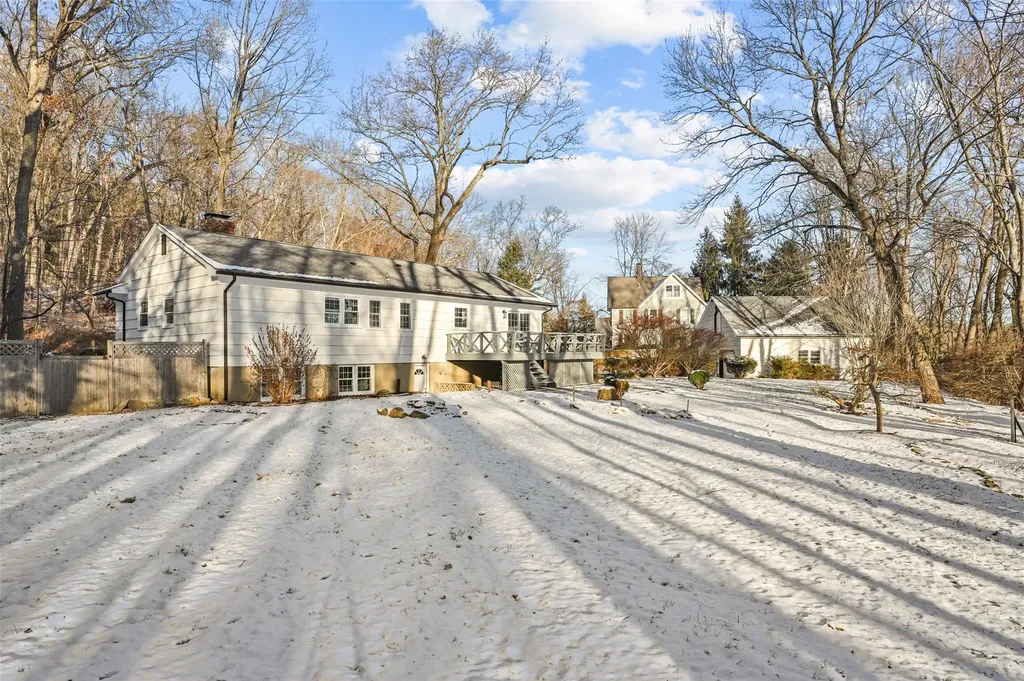 101 Harris Road Katonah NY 10536