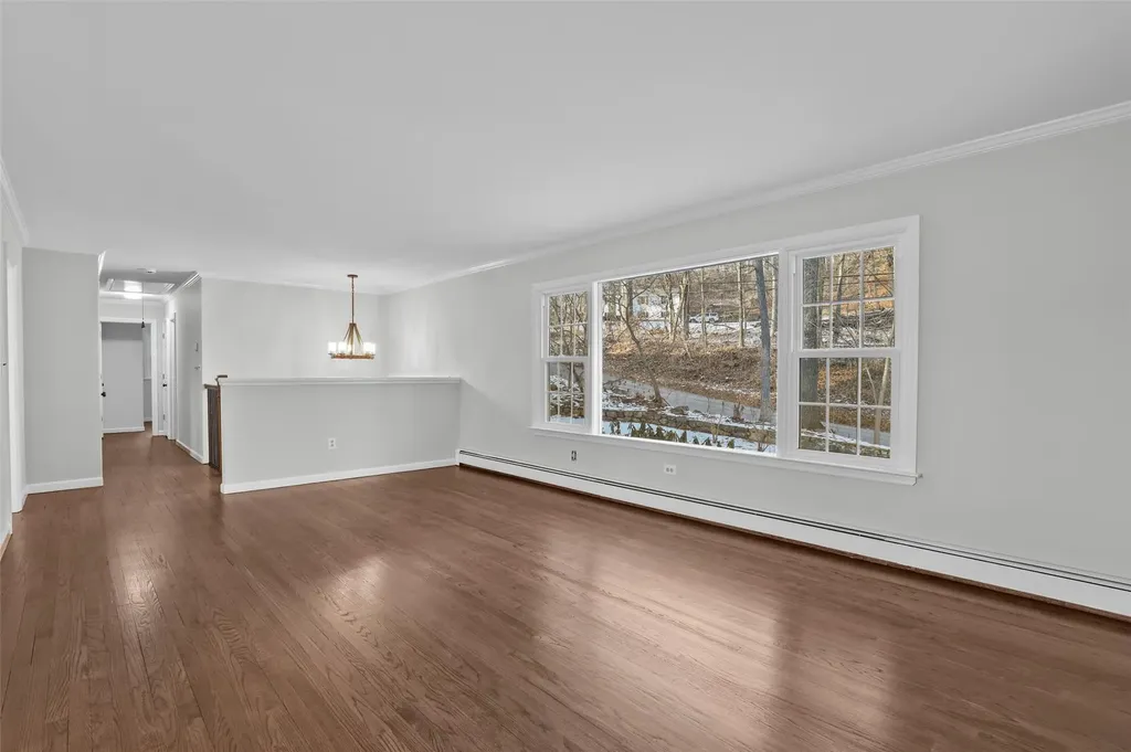 101 Harris Road Katonah NY 10536