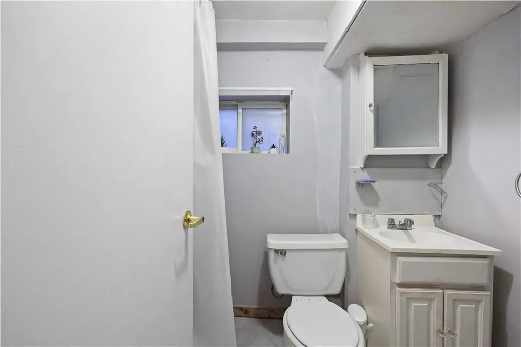 1620 Ohm Avenue Bronx NY 10465