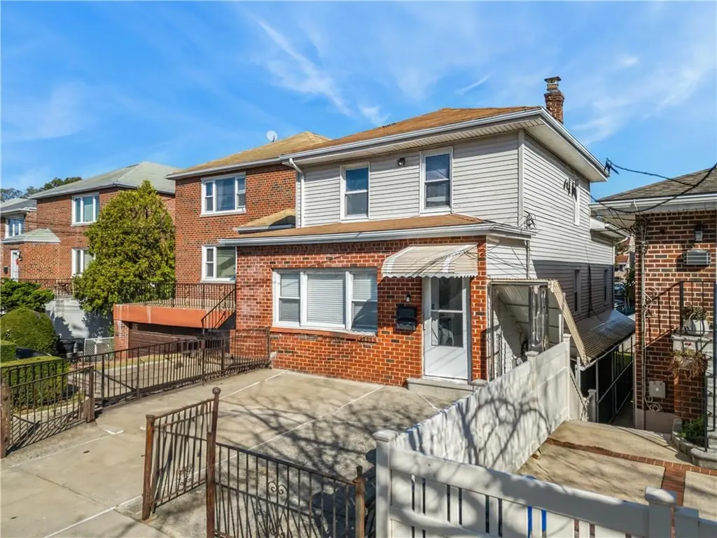 1620 Ohm Avenue Bronx NY 10465