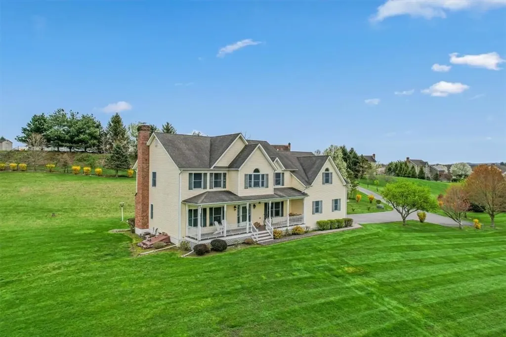 44 Kings Lane Slate Hill NY 10973