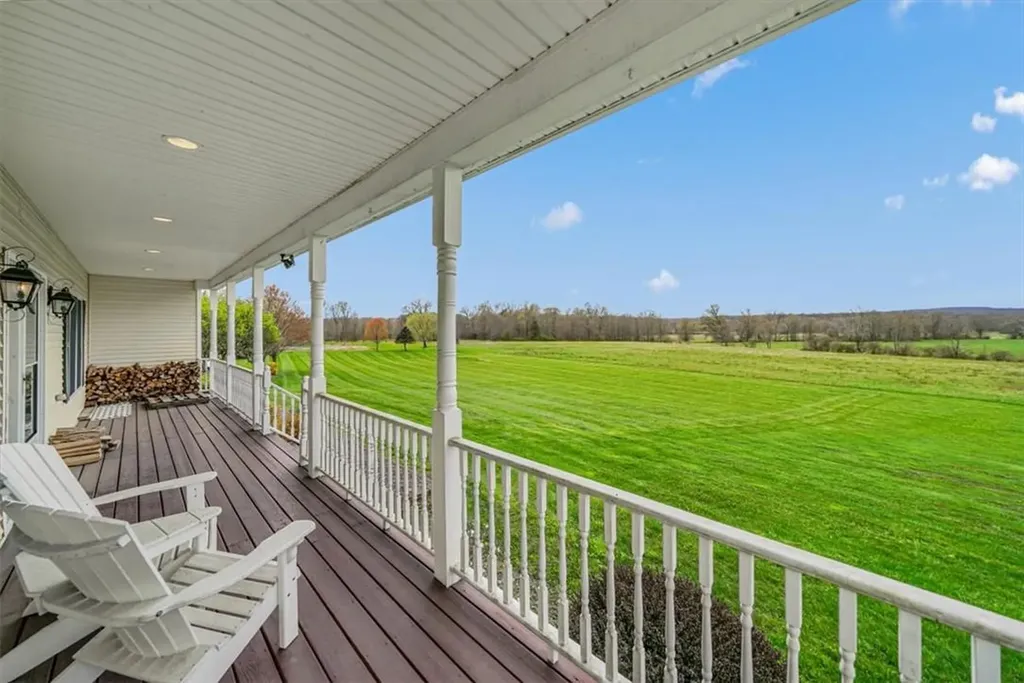 44 Kings Lane Slate Hill NY 10973