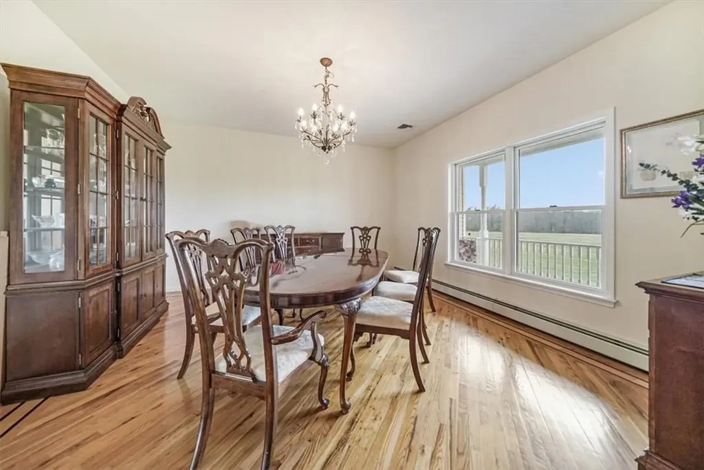 44 Kings Lane Slate Hill NY 10973