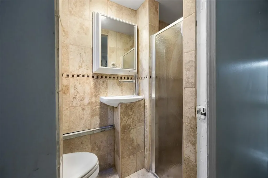 4428 Bedford Avenue Brooklyn NY 11229