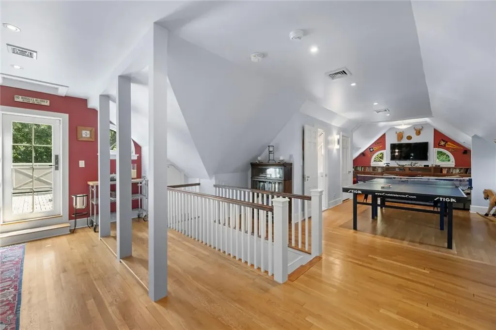 5022 Waldo Avenue Bronx NY 10471
