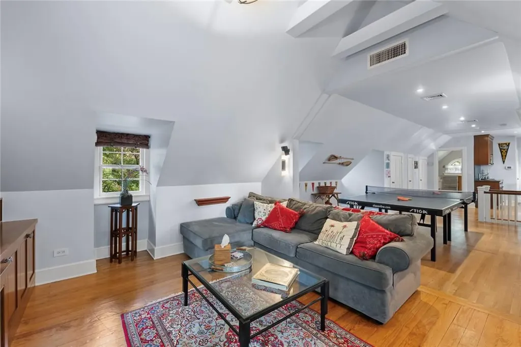 5022 Waldo Avenue Bronx NY 10471