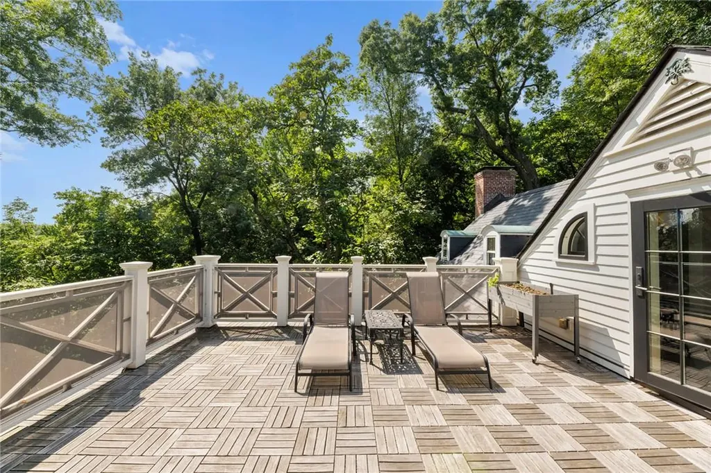 5022 Waldo Avenue Bronx NY 10471