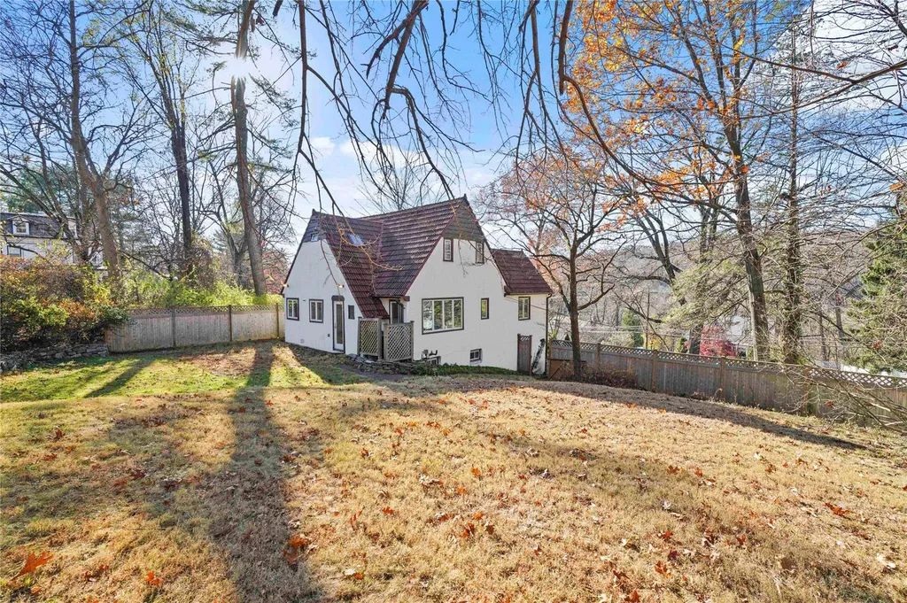 1159 Dobbs Ferry Road White Plains NY 10607