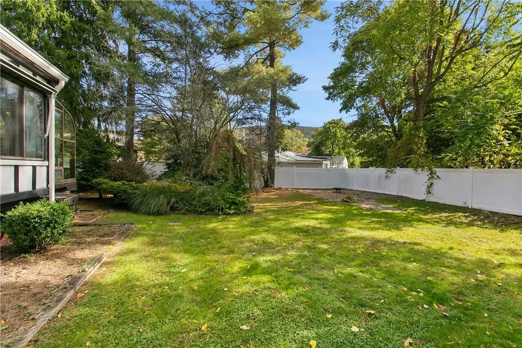 44 Kip Drive Fishkill NY 12524