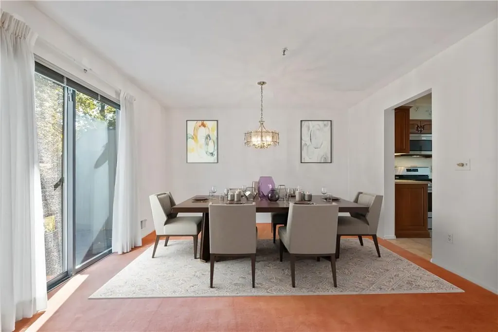 339 Old Cedar Road Hartsdale NY 10530