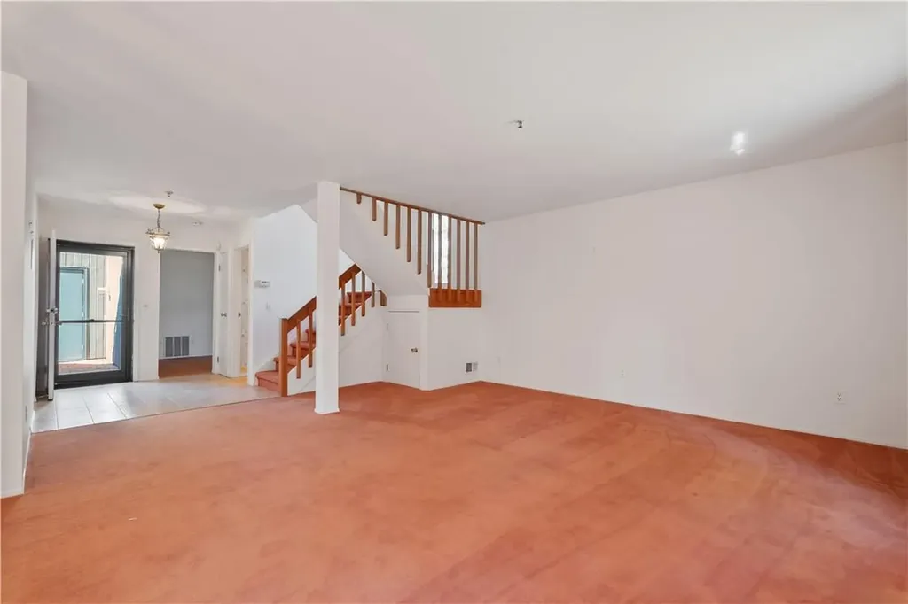 339 Old Cedar Road Hartsdale NY 10530