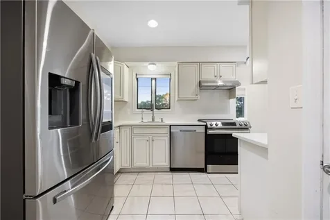 21 Edgewood Road Hartsdale NY 10530