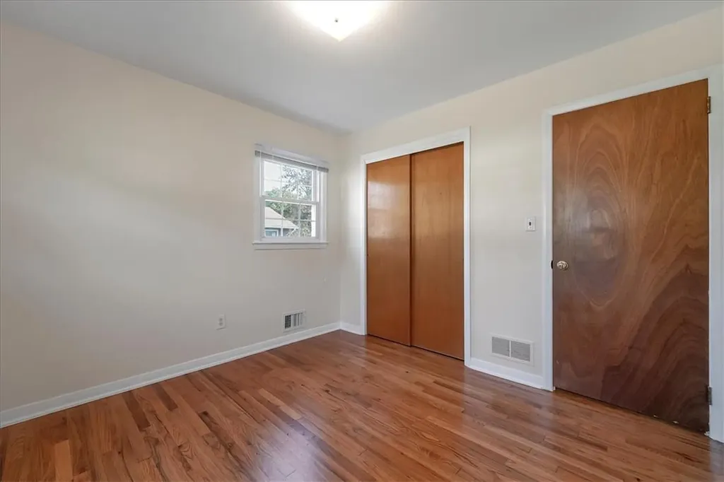 34 Lenape Road Pearl River NY 10965