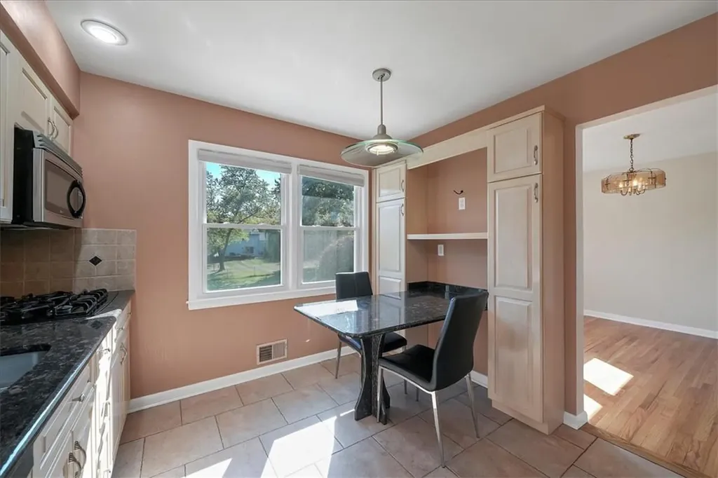 34 Lenape Road Pearl River NY 10965