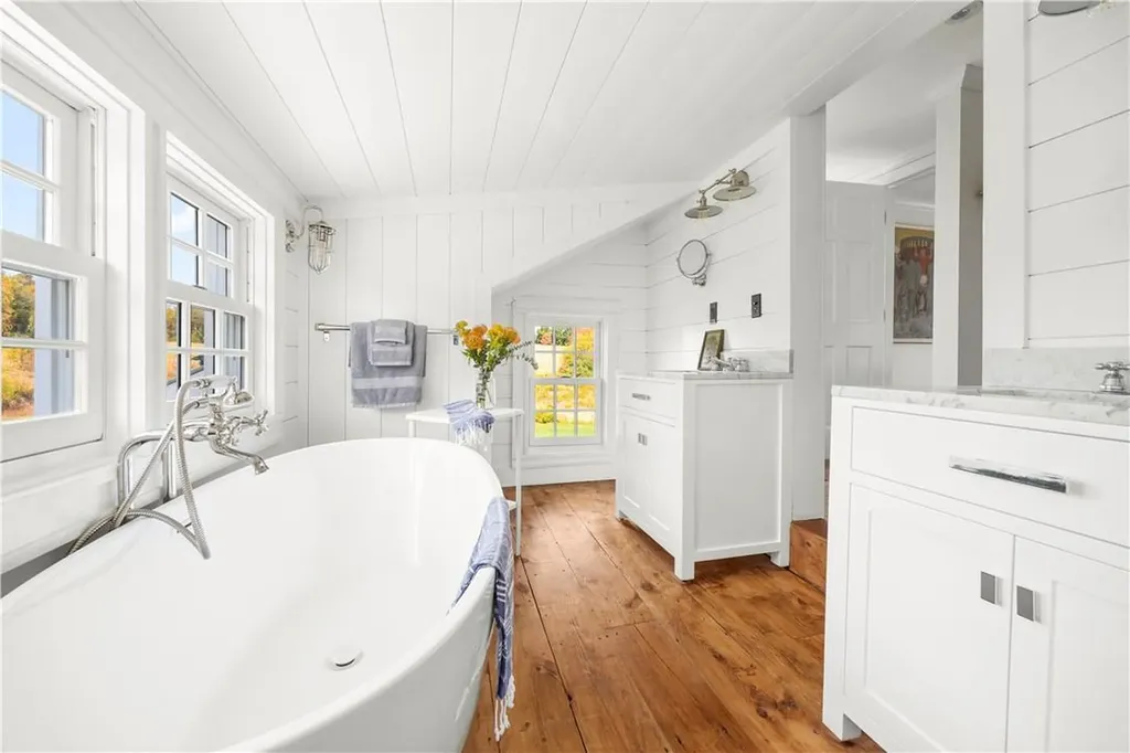 433 Rapp Road Kinderhook NY 12184