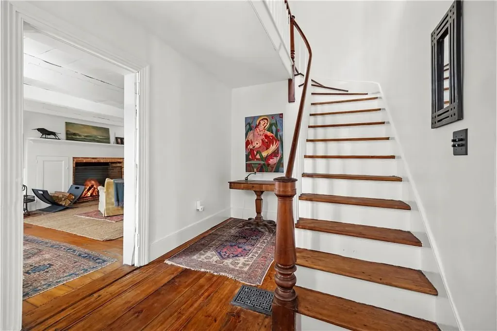 433 Rapp Road Kinderhook NY 12184