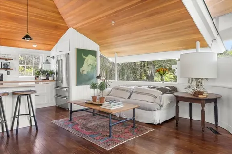 433 Rapp Road Kinderhook NY 12184