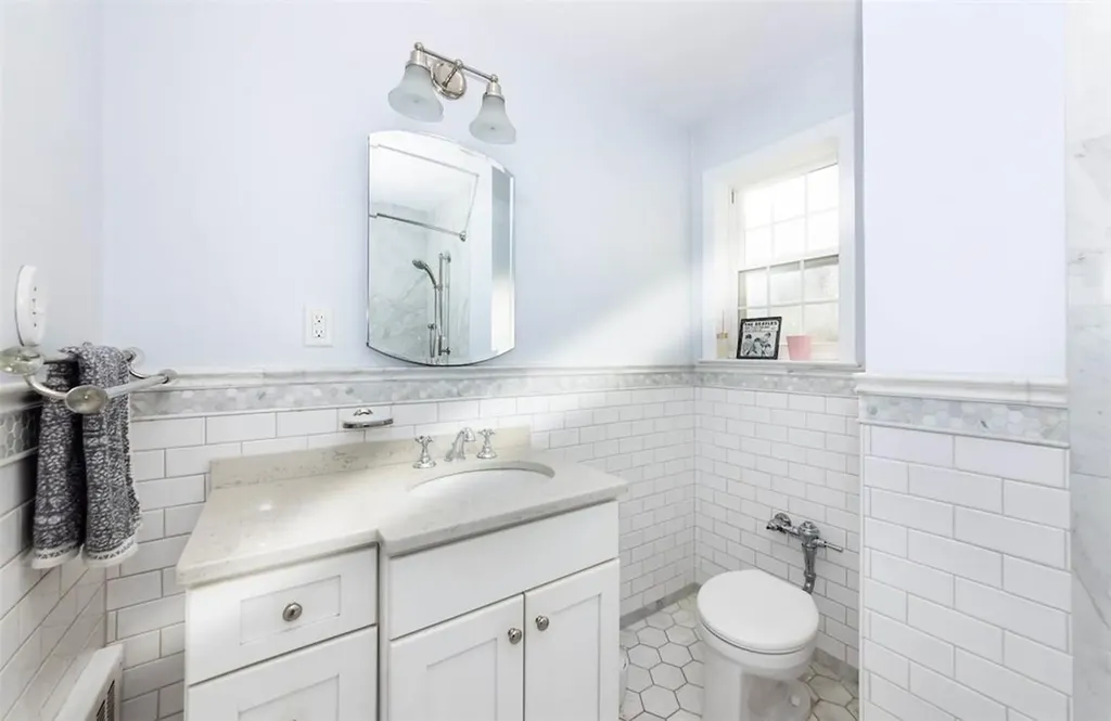 751 N Broadway Hastings-on-hudson NY 10706