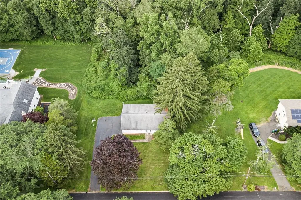 29 Astor Place Monsey NY 10952