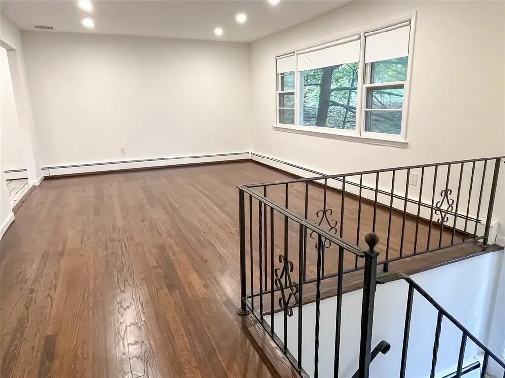 29 Astor Place Monsey NY 10952