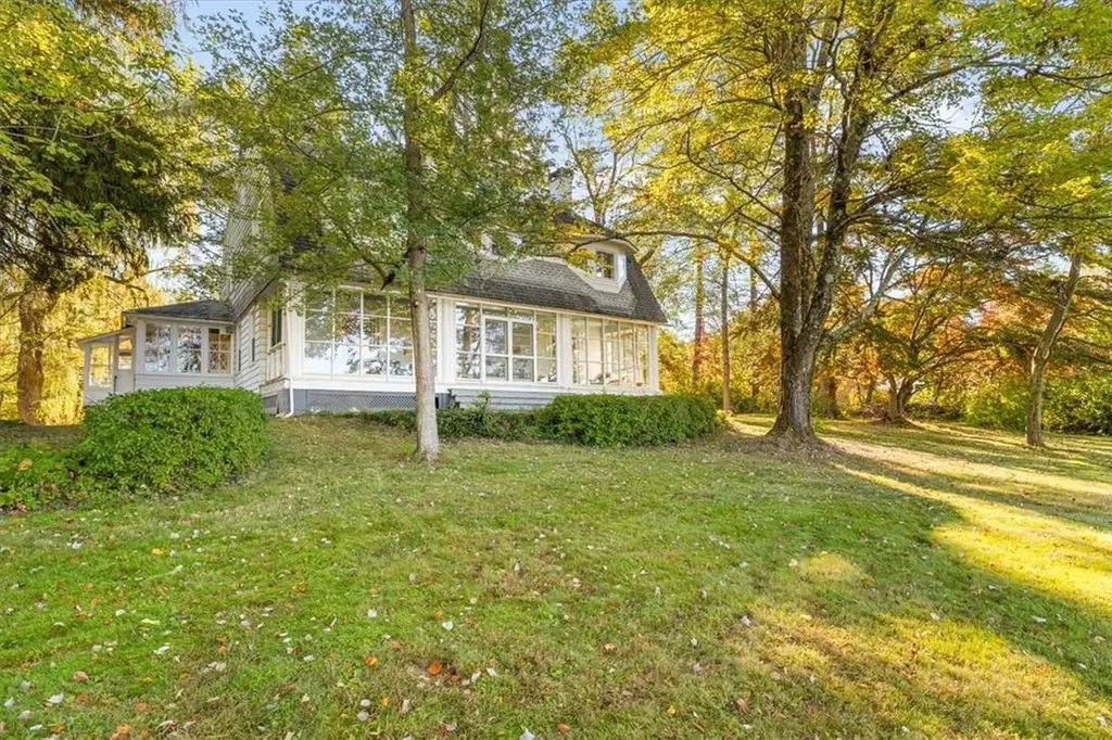 4831 Route 9g Red Hook NY 12571