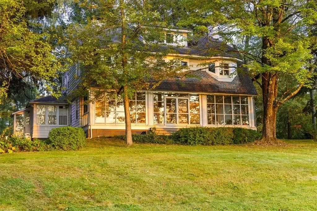 4831 Route 9g Red Hook NY 12571