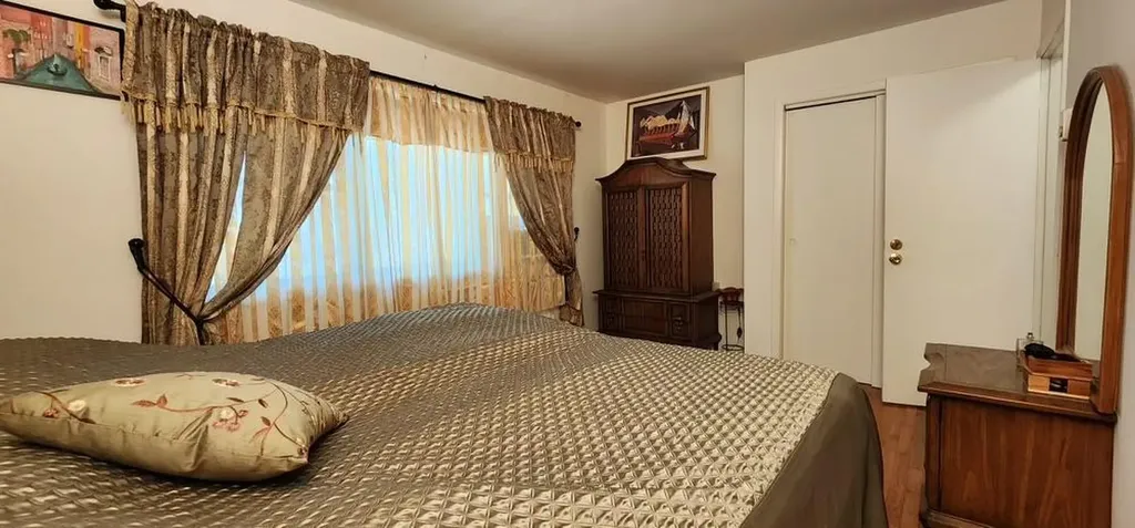 33 Robert Road Kiamesha Lake NY 12751