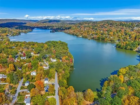 17 Eastwood Road Brewster NY 10509