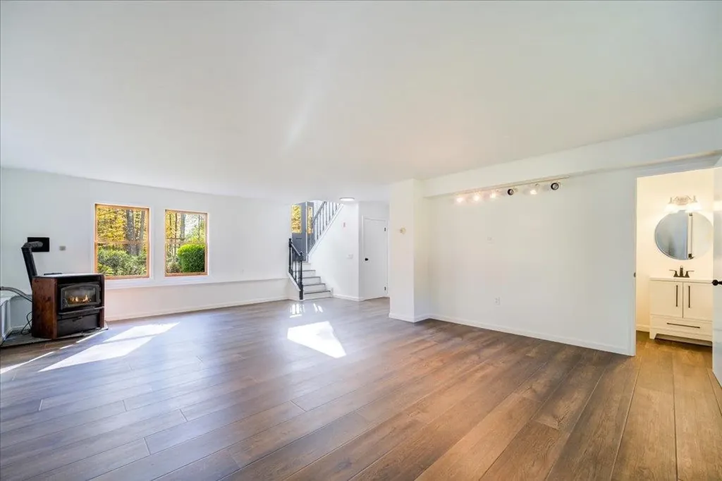 75 Stella Drive Gardiner NY 12525