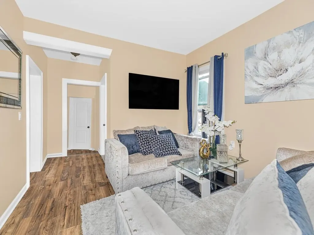 2 Carlisle Place Yonkers NY 10701